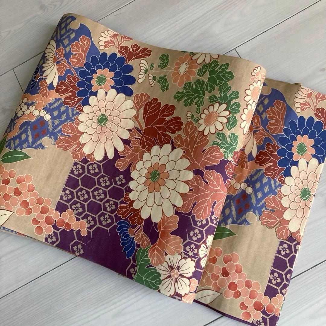 くるみ　　アンティーク京袋帯　刺繍の花模様・葡萄　正絹　No2-26