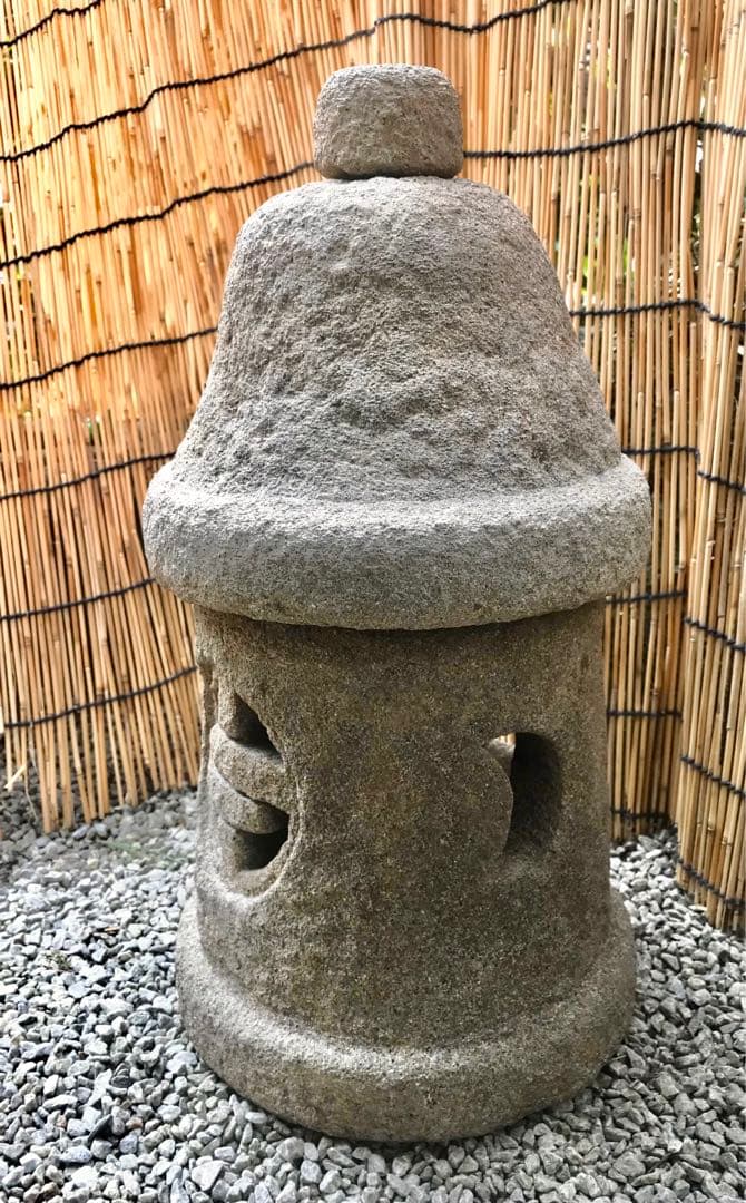 【天然自然石・石灯篭・坪庭灯篭・露地庭灯篭・足元照らし灯篭】庭石オブジェ置物箱庭
