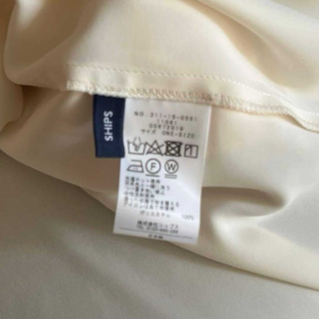 ships ビンテージサテンギャザーネックブラウス