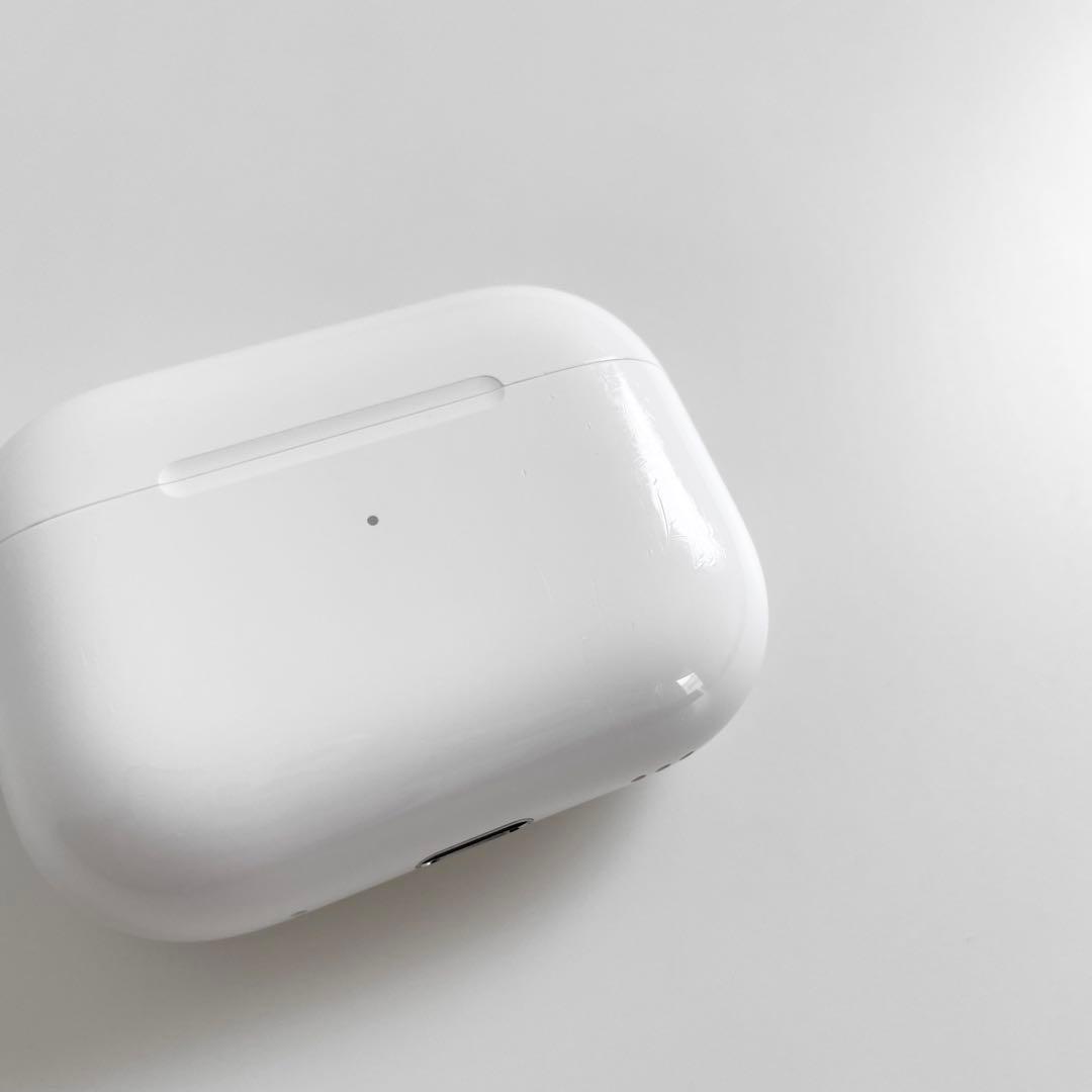 正規品　AirPods Pro 第2世代 Lightning 本体 ケース