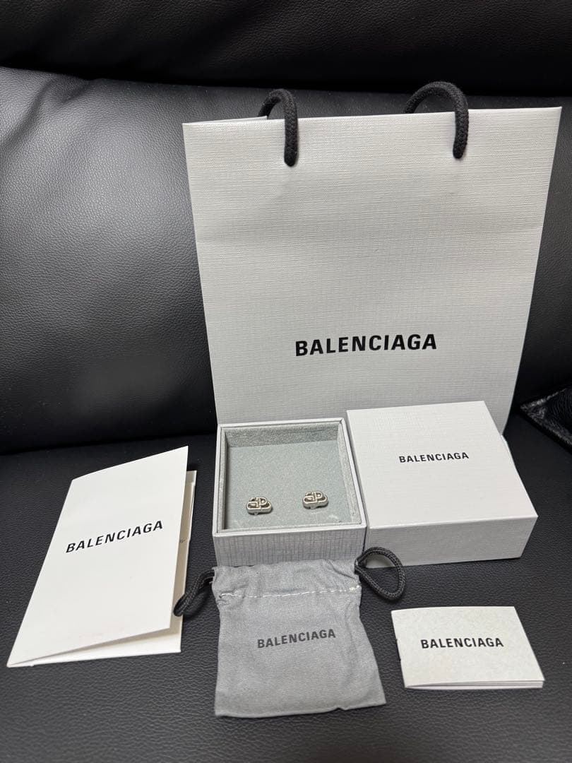 BALENCIAGA BB XS STUD ピアス シルバー