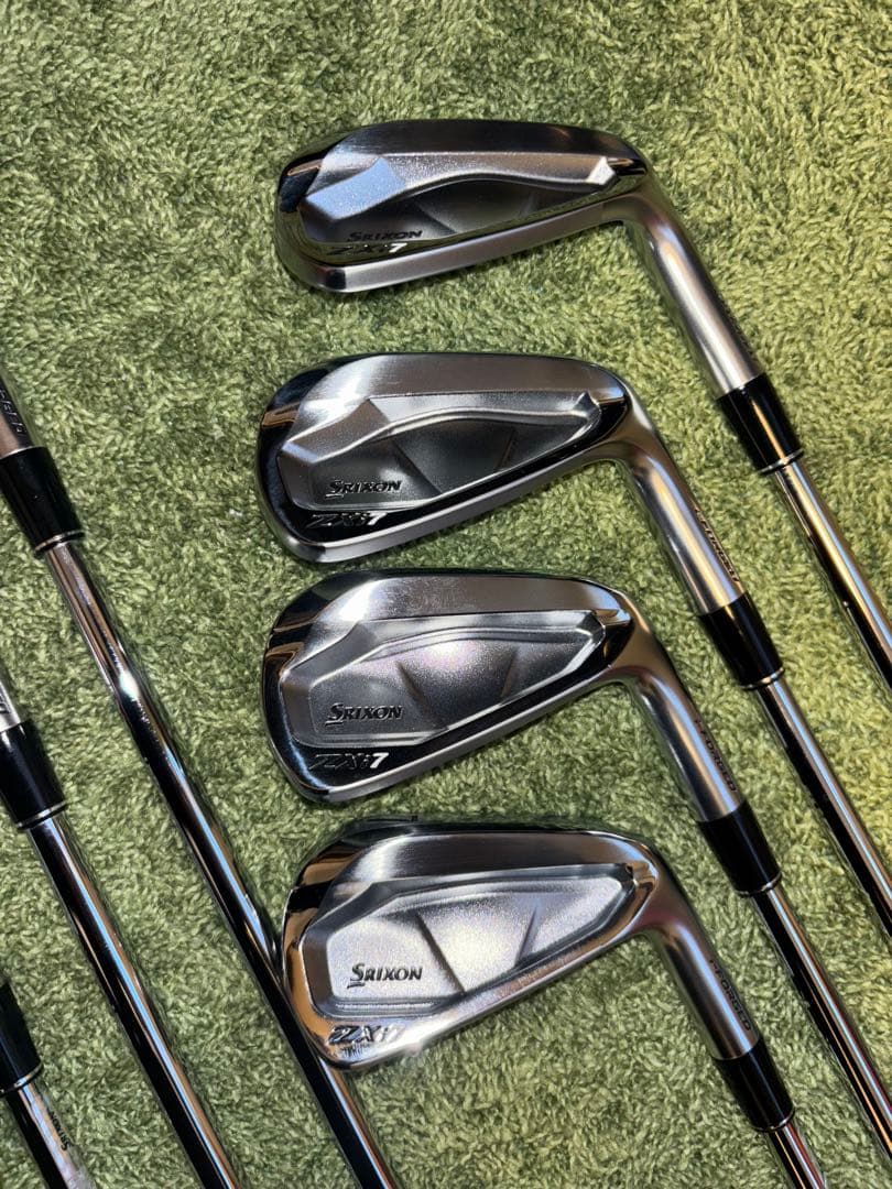 スリクソン　ZXi7アイアン 4〜9.P