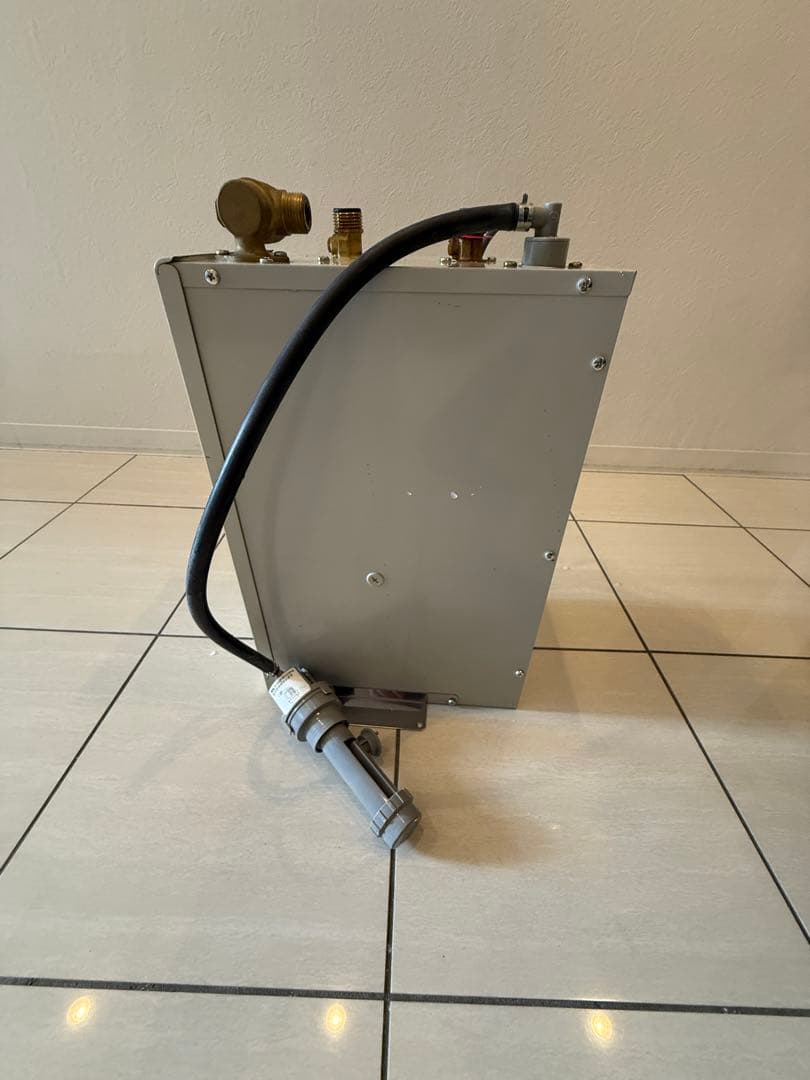 【綺麗め】LIXIL 小型電気温水器 EHPN-F6N3 貯湯量6L約6年使用