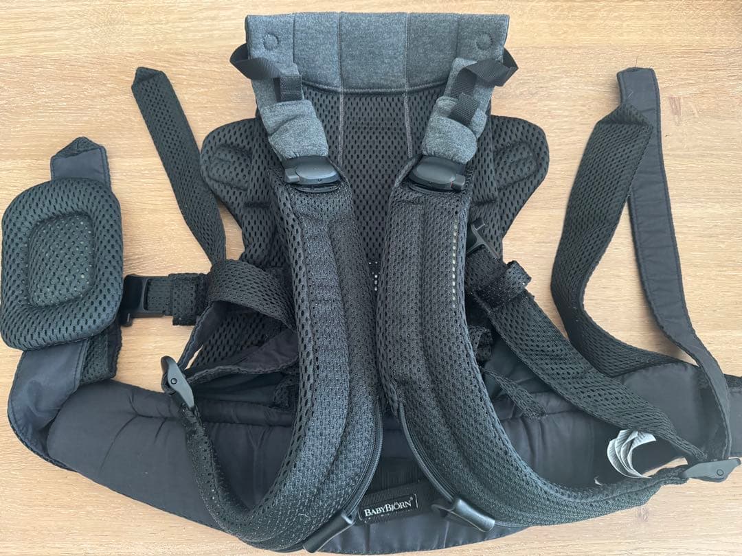 ⭐︎美品⭐︎ベビービョルン ハーモニー Harmony ブラック