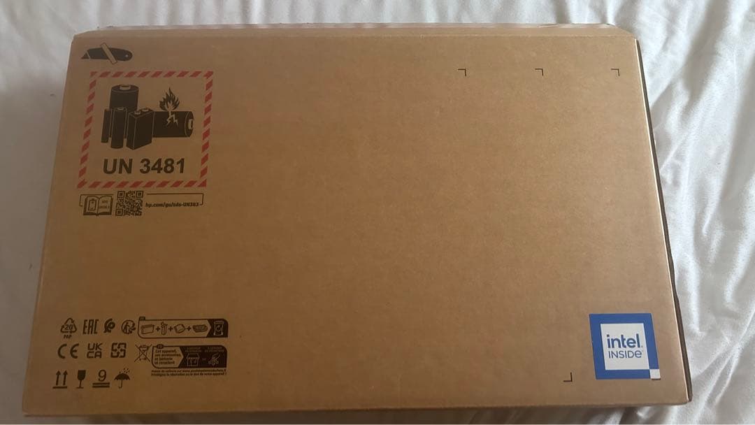 c*5様 【新品未使用】 HP Pavilion LAptop 15-eg301