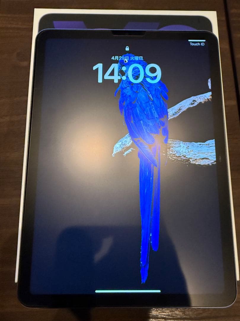 iPad Air 第5世代　Wi-Fi +純正アクセサリー