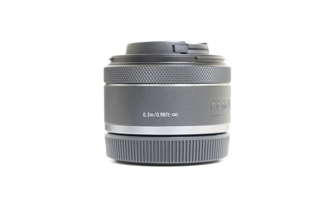Canon レンズ RF 50mm F1.8 STM（保護フィルター付き）