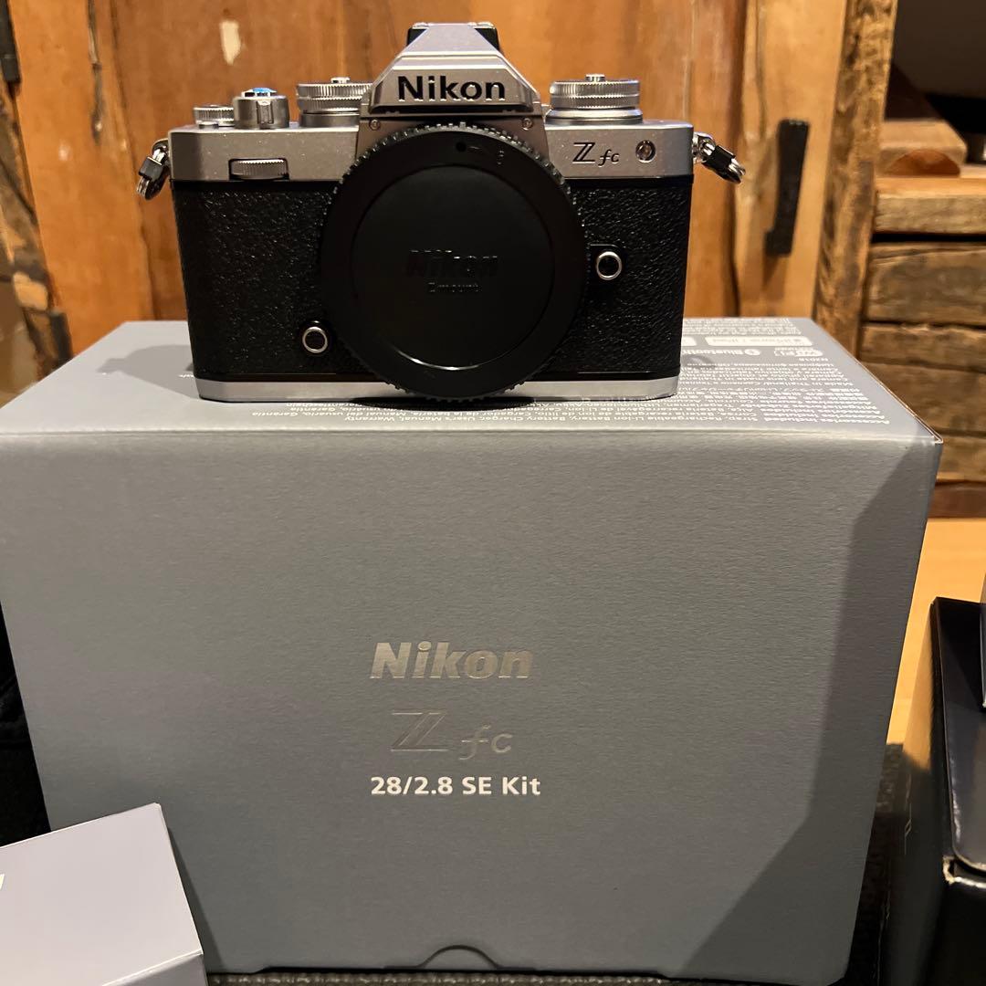 【美品】Nikon Zfc 本体+レンズ2種等 まとめ売り