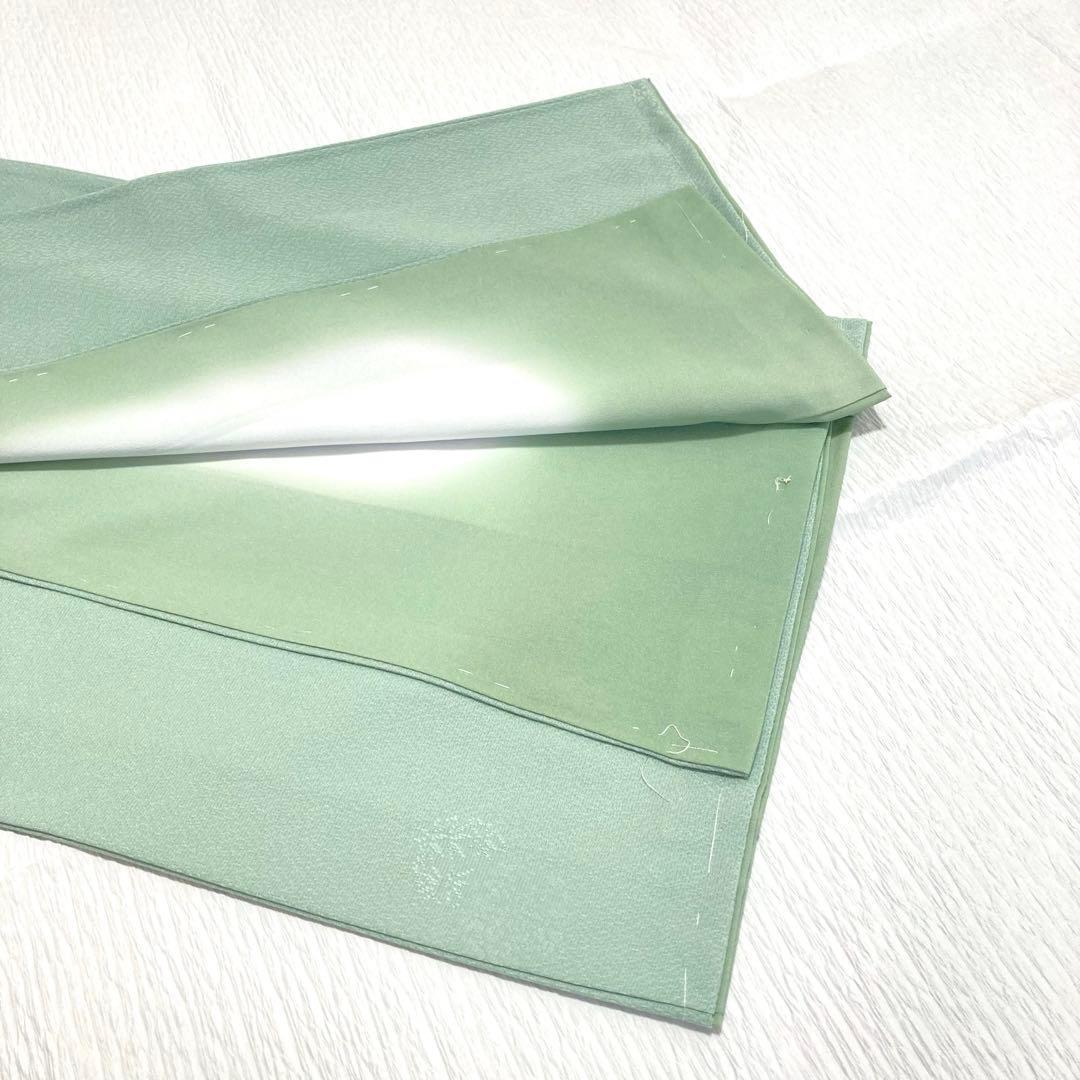 【未使用美品✨】東レシルック　洗える着物　色無地　四君子地紋　浅緑色　現行品E7