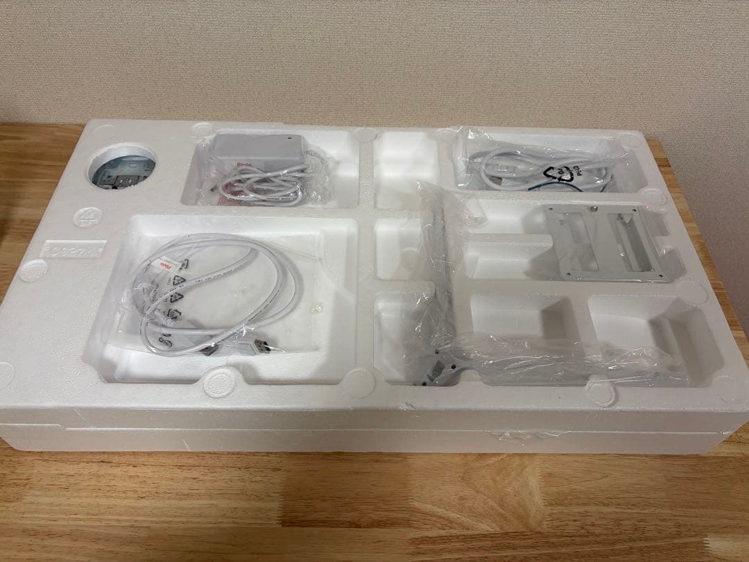 Pixio PX27U Wave white 4K 27インチ 160Hz