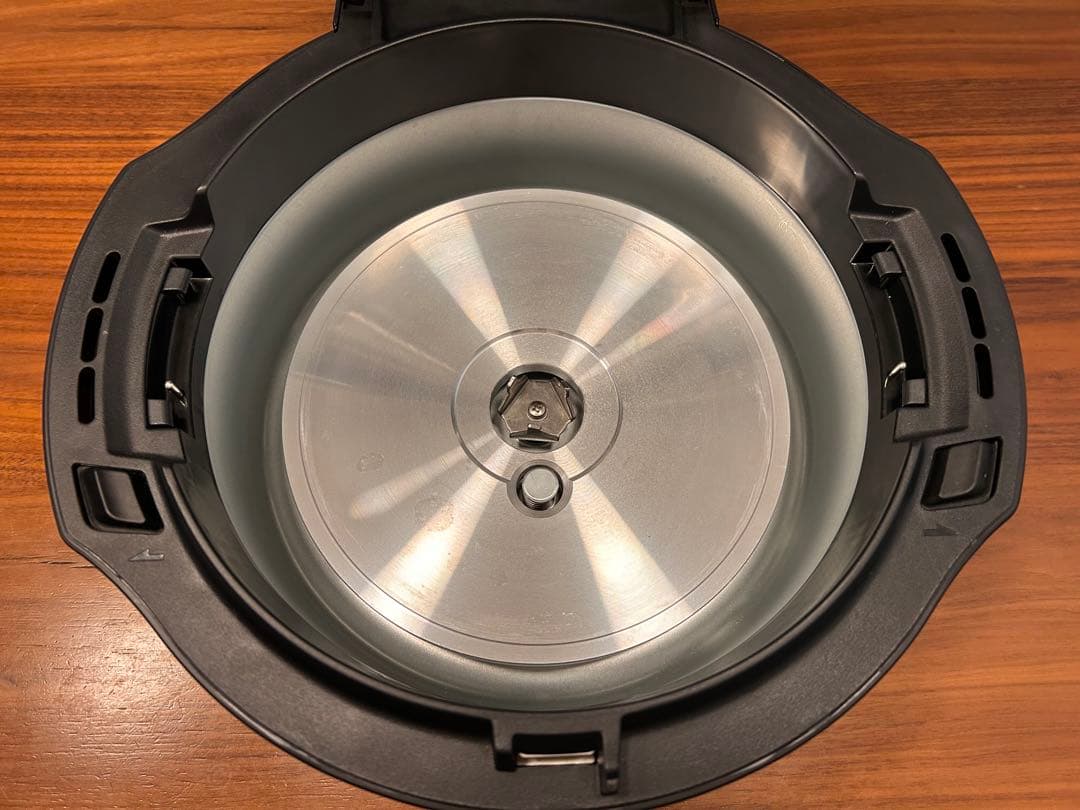 Panasonic Bistro 電気圧力鍋　2024年製