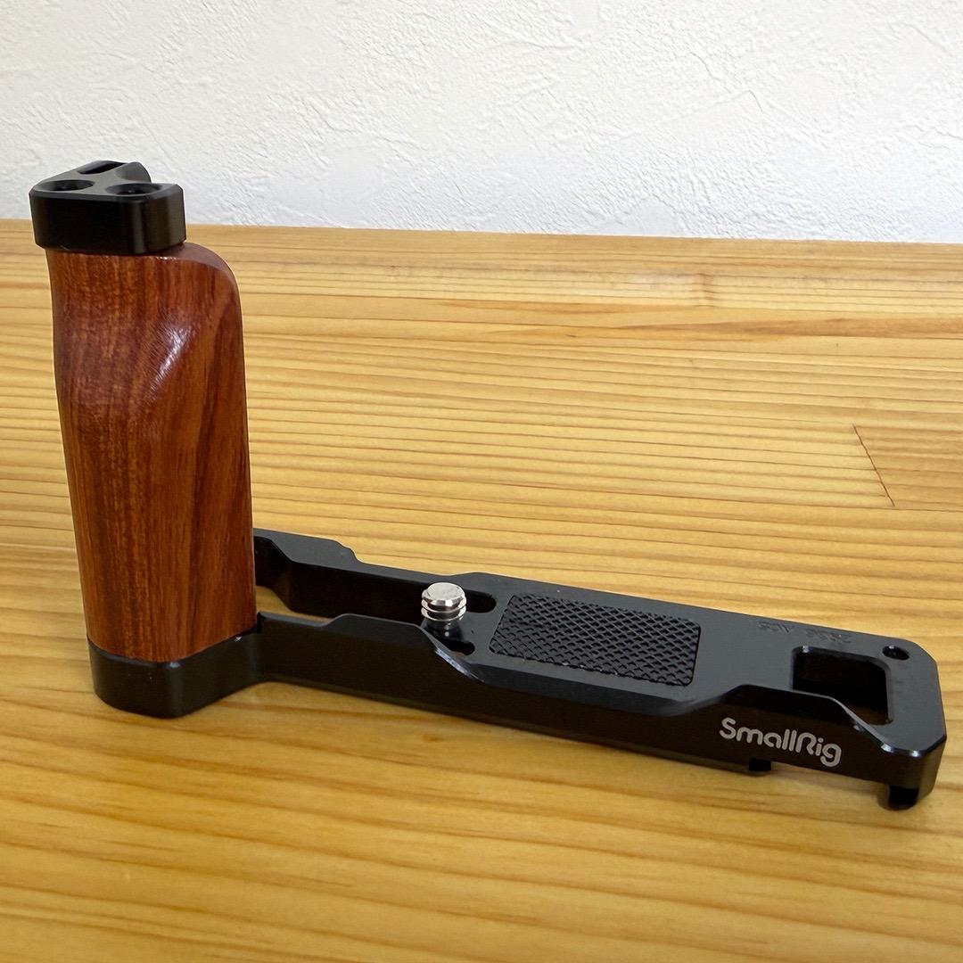 SONY VLOGCAM ZV-1G ＋ SmallRig木製カメラリグ付き