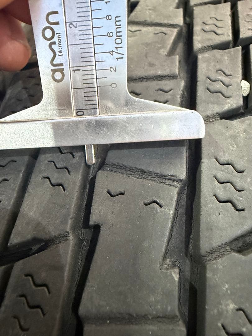 セ*ノ様 175/80R16 スタッドレスタイヤ　ホイールセット　ジムニー