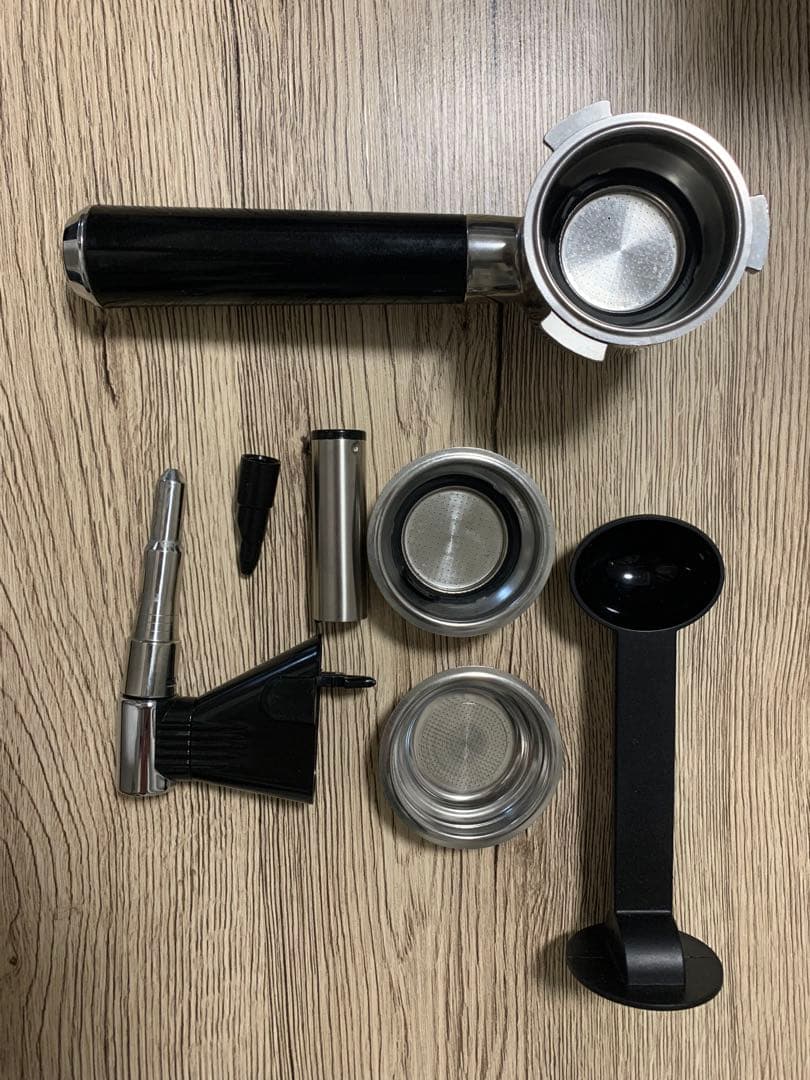 De'Longhi エスプレッソマシン グラインダー付き