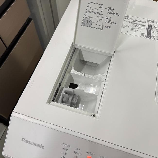 地域限定送料無料　超美品 パナソニック ドラム式洗濯乾燥機 NA-LX113B