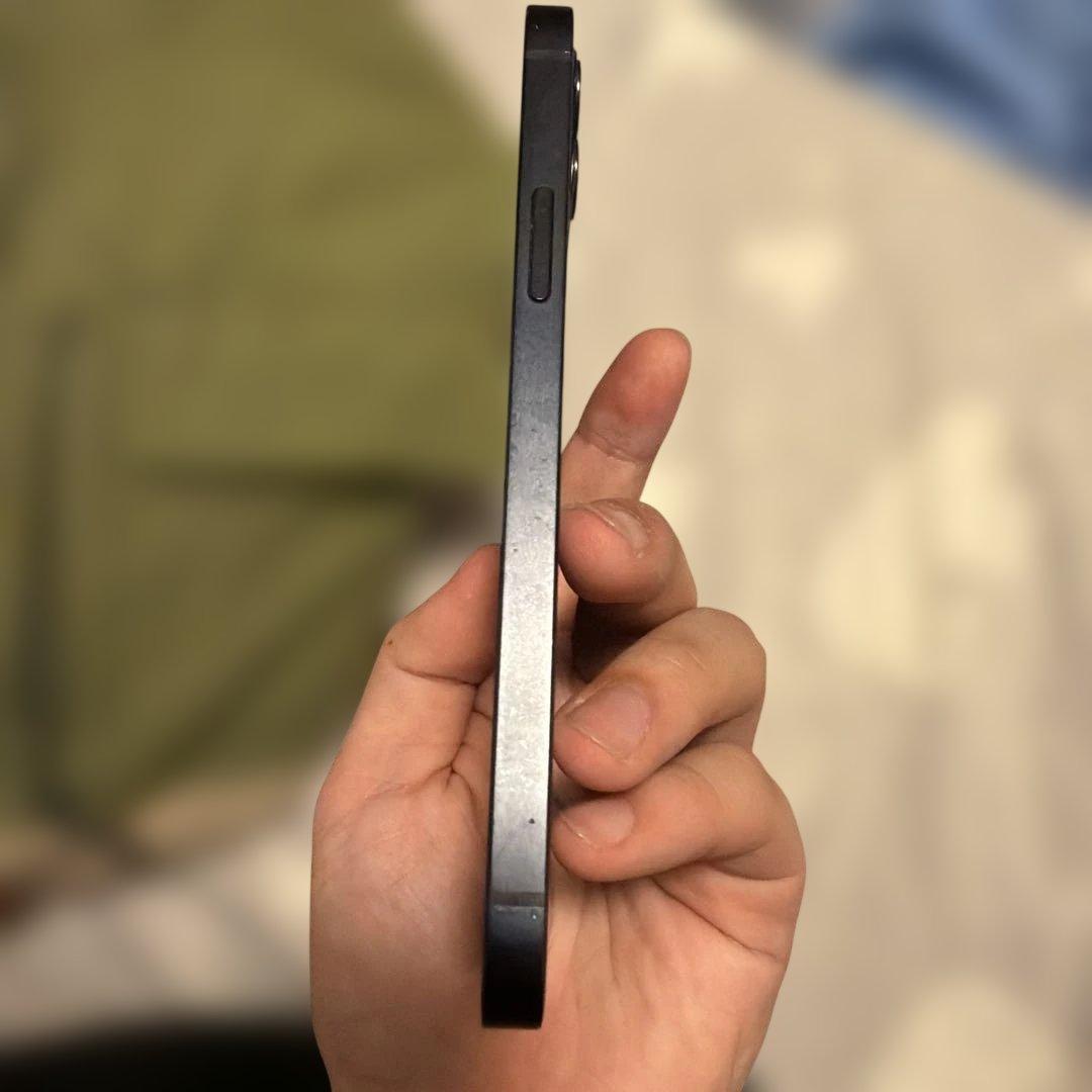 iPhone 12 128GB ブラック　SIMフリー　初期化済み