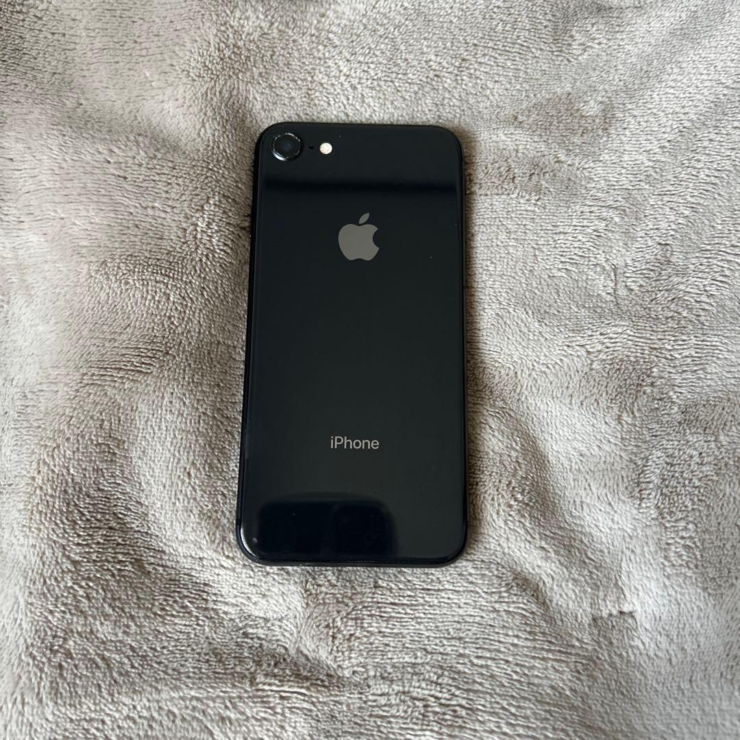 スマートフォン本体 iPhone8 64GB