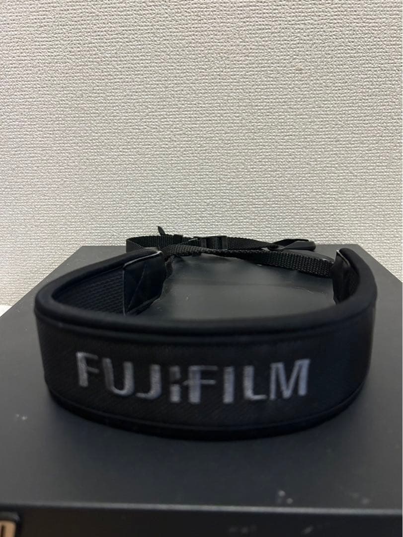 FUJIFILM X-H2 33ミリF1.4レンズ　付属品付き