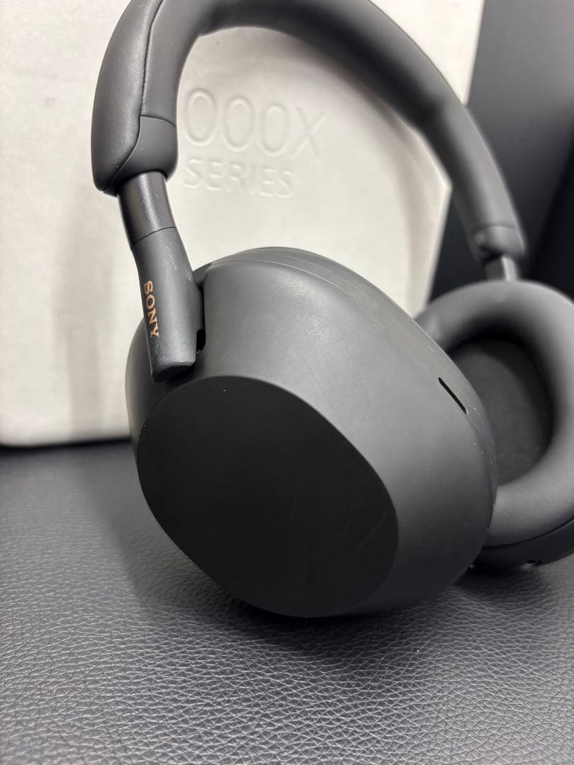 SONY WH-1000XM5ワイヤレスヘッドホン ブラック ケース付き