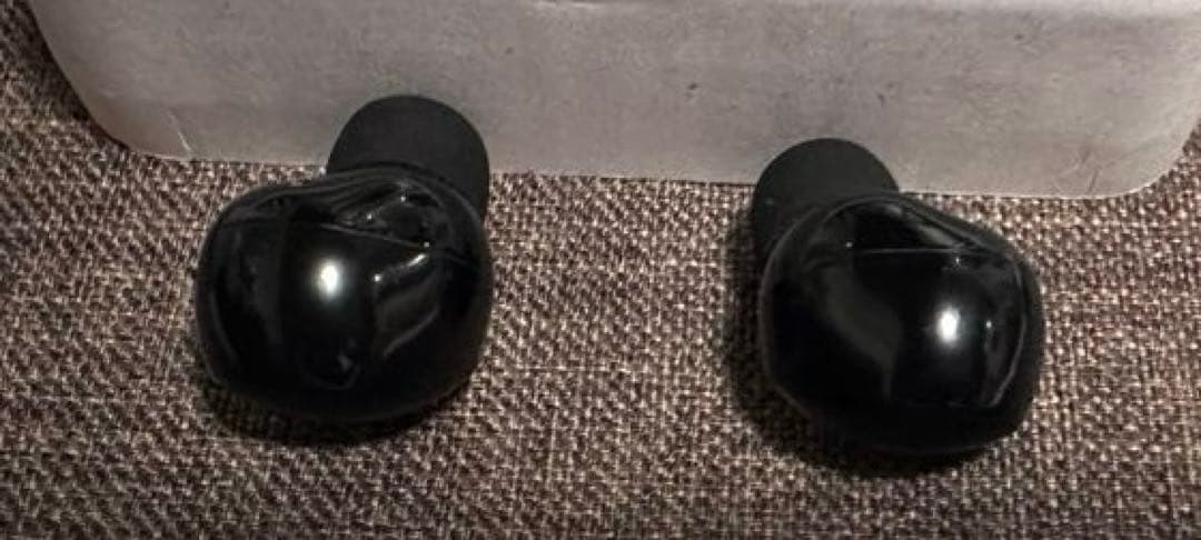 ケース付　SONY WF-1000XM5ワイヤレスイヤホン