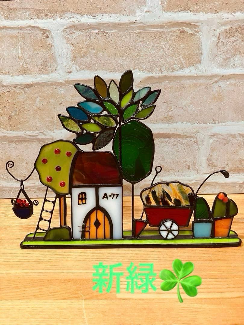 ステンドグラス　小さな街並みと四季の訪れ　計4件