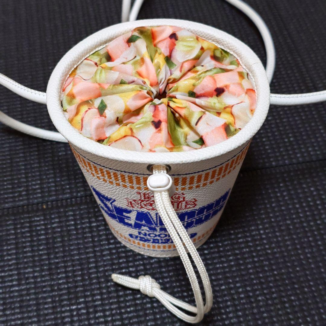 激レア doublet カップヌードル ベータポスト ショルダーバッグ