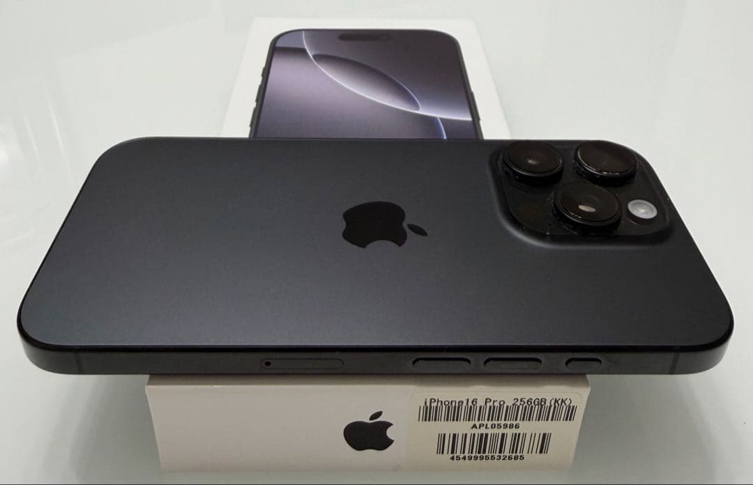 美品iphone 16PRO 256GB ブラックチタニウム バッテリー95%