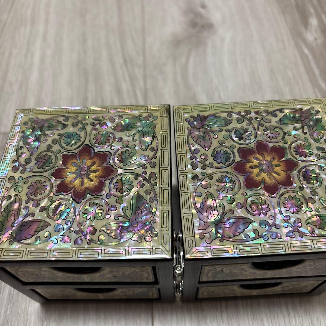 螺鈿細工 宝石箱　ジュエリーボックス 小物入れ　アクセサリーケース　ピンク系　蝶