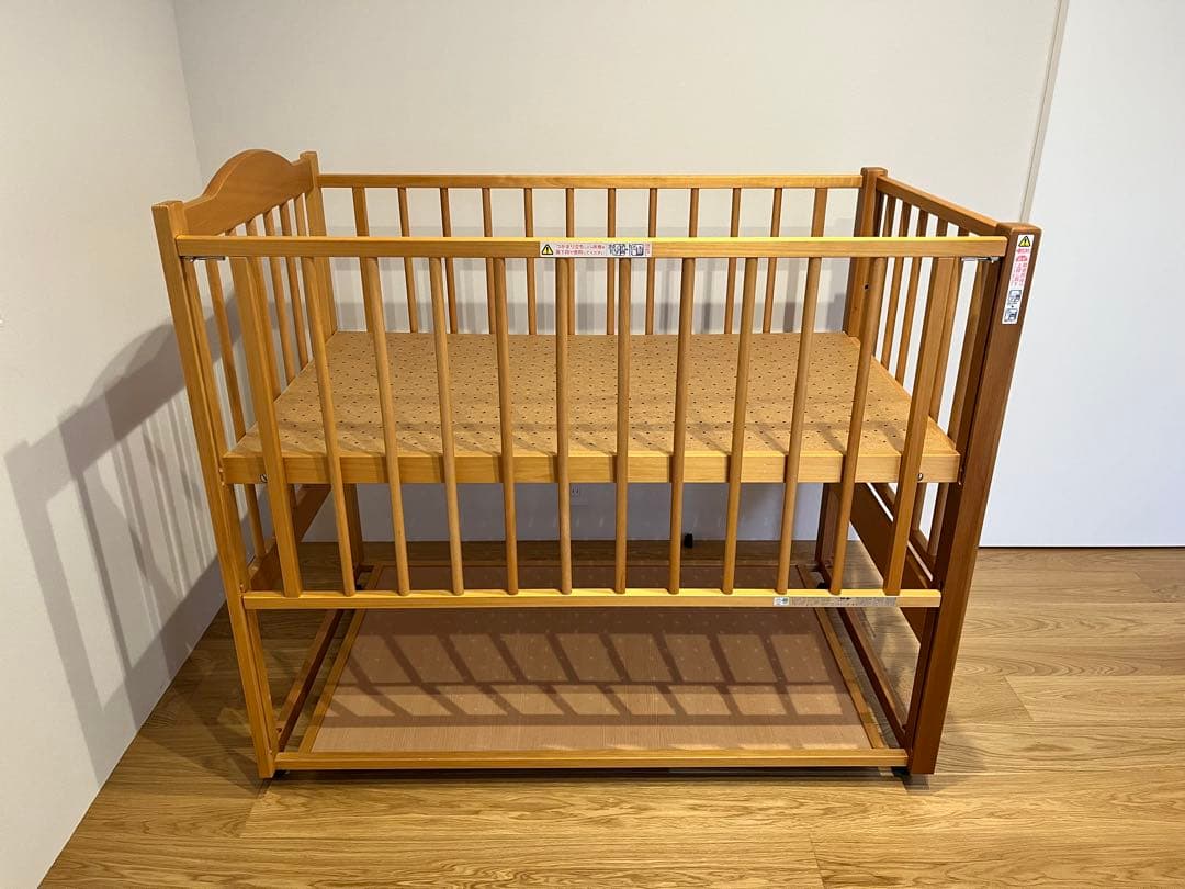 日本製木製ベビーベッド（ナチュラルウッド）