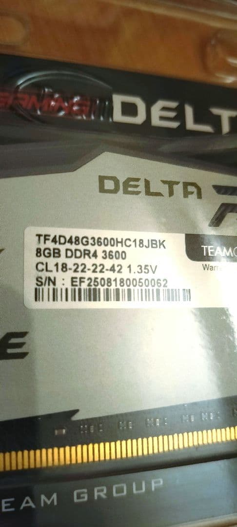 T-FORCE DELTA 8GB DDR4 3600MHz メモリx2枚