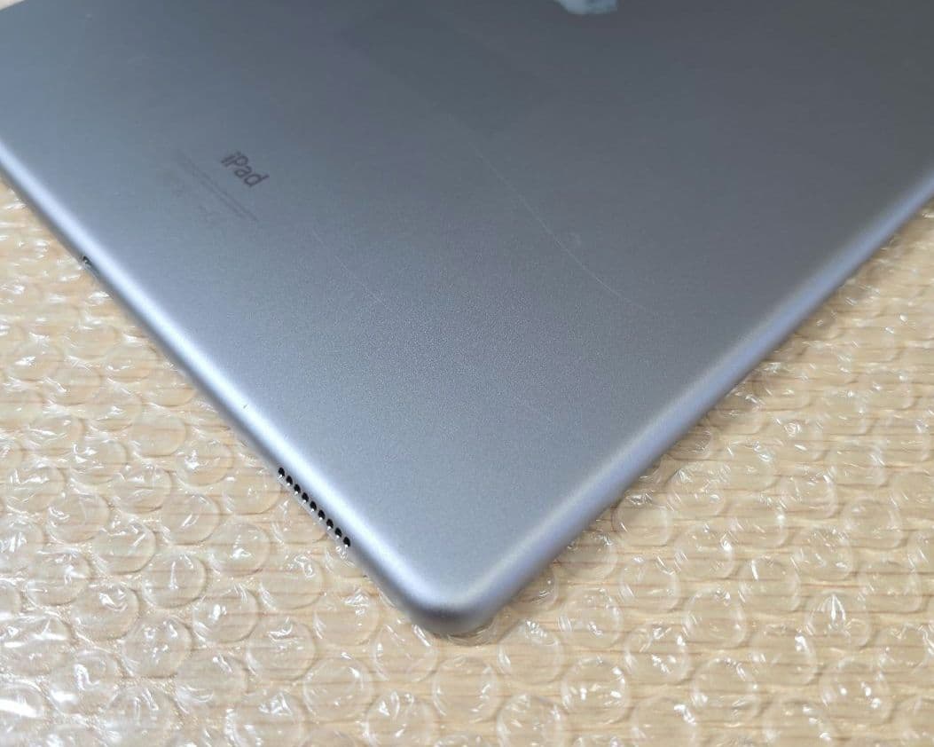 m*u様 iPad Pro 12.9インチ■第1世代■バッテリーほぼ新品■429