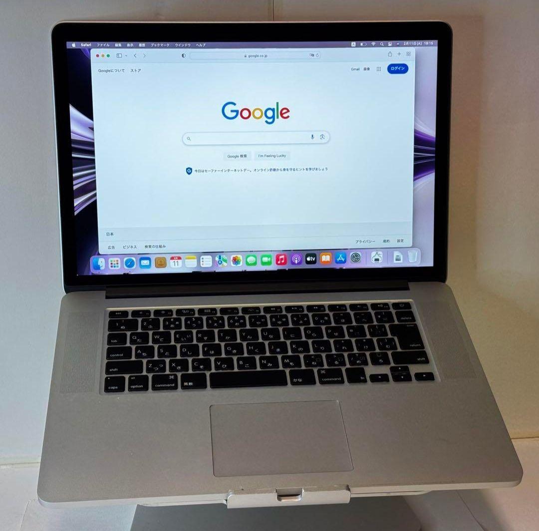 MacBook Pro 15インチ Windows 11 Office