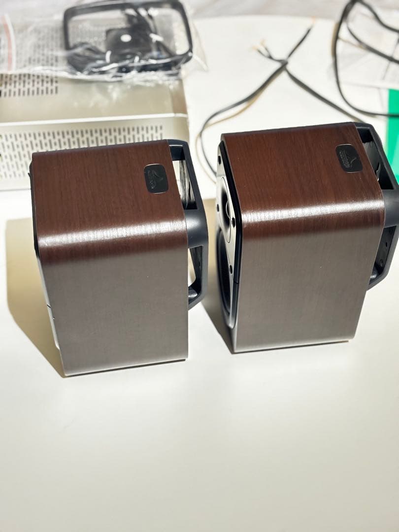 Polk audio signature elite ES10 ブラウン