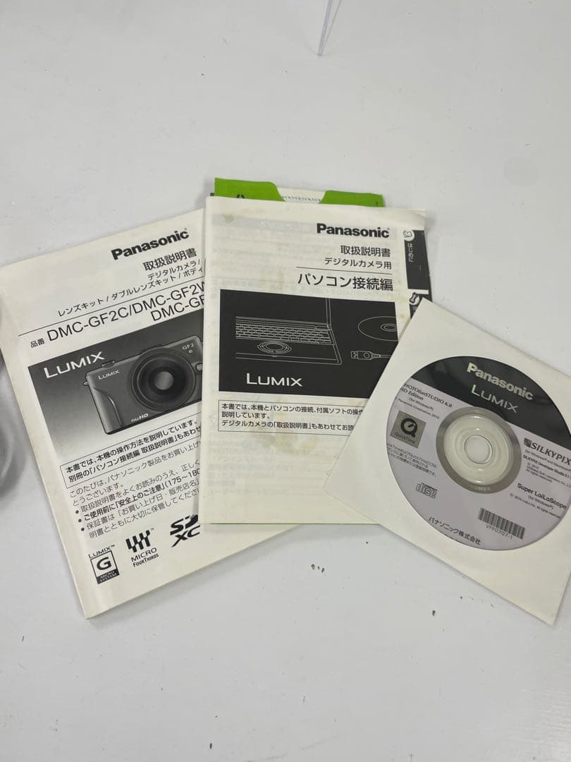 ピンクの猫LUMIX GF2ミラーレスカメラ 本体とレンズ付き 作動確認済