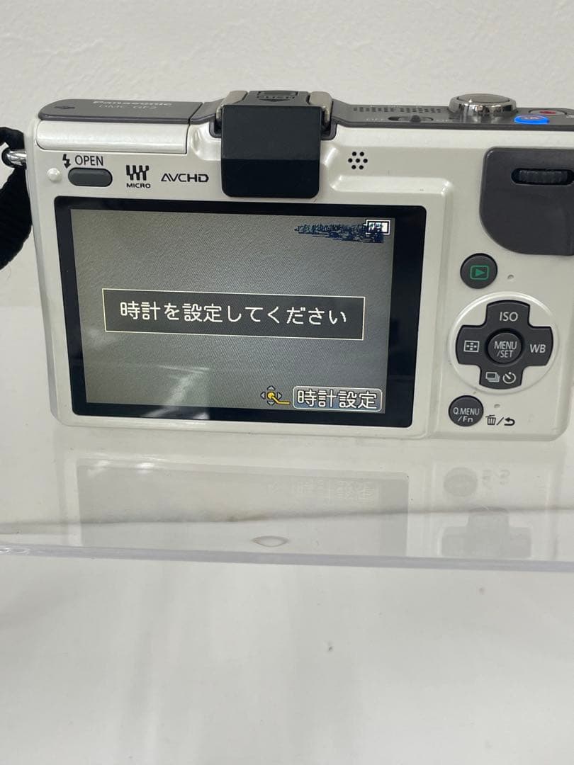 ピンクの猫LUMIX GF2ミラーレスカメラ 本体とレンズ付き 作動確認済