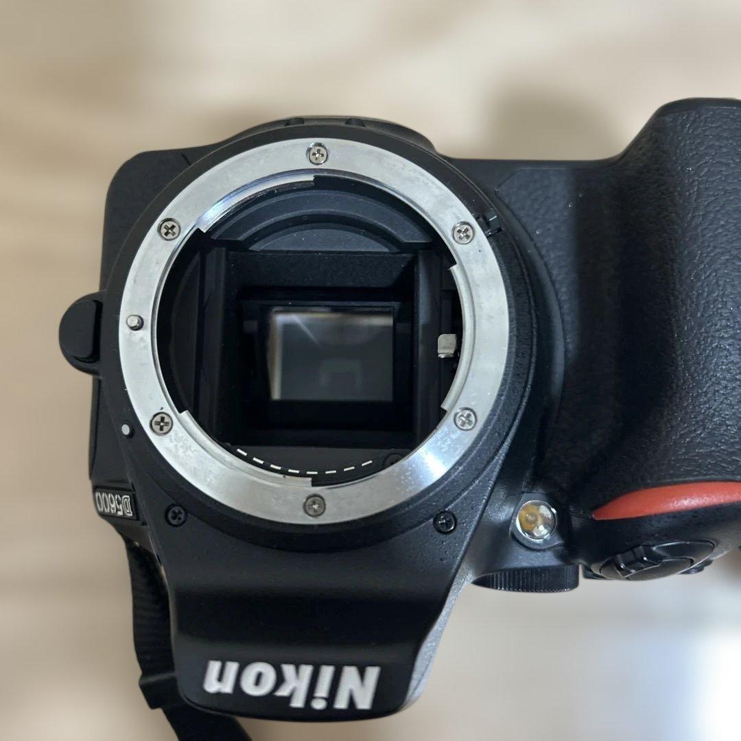 Nikon D5600 ダブルズームキット NIKKOR