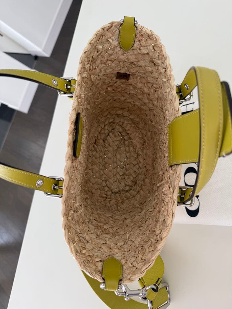 美品　COACH かごバッグ ベージュ/グリーン