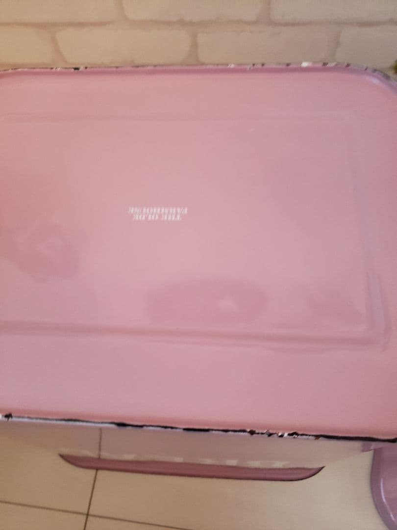 オールドファームハウスホーロー缶