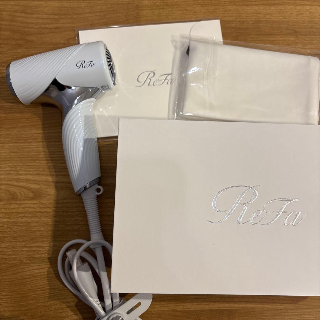 リファ　ビューティックドライヤーSE