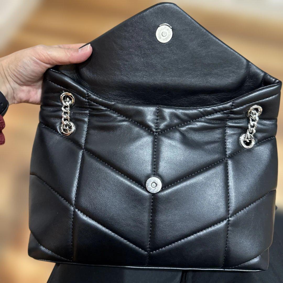 ブラックキルティング　チェーンバッグ