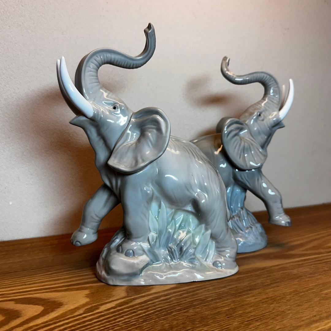 リヤドロ 像 Lladro Nao Elephant 像の置物 スペイン 雄叫び