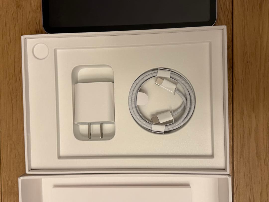 iPad mini (A17 Pro) Wi-Fi 128GB + 純正ケース