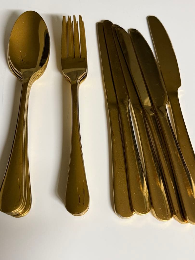 ゴールドカトラリーセット（スプーン・フォーク・ナイフ） 各18本