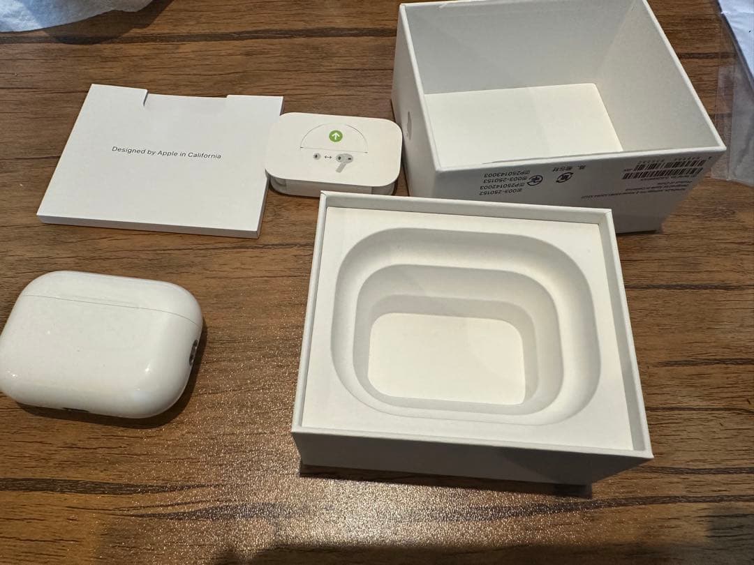 Apple AirPodsPro3 箱、イヤーピース付き
