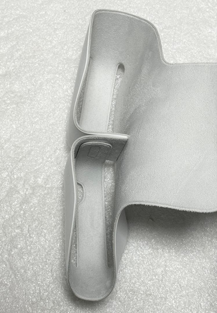 Apple AirPods Max シルバー MGYJ3J/A