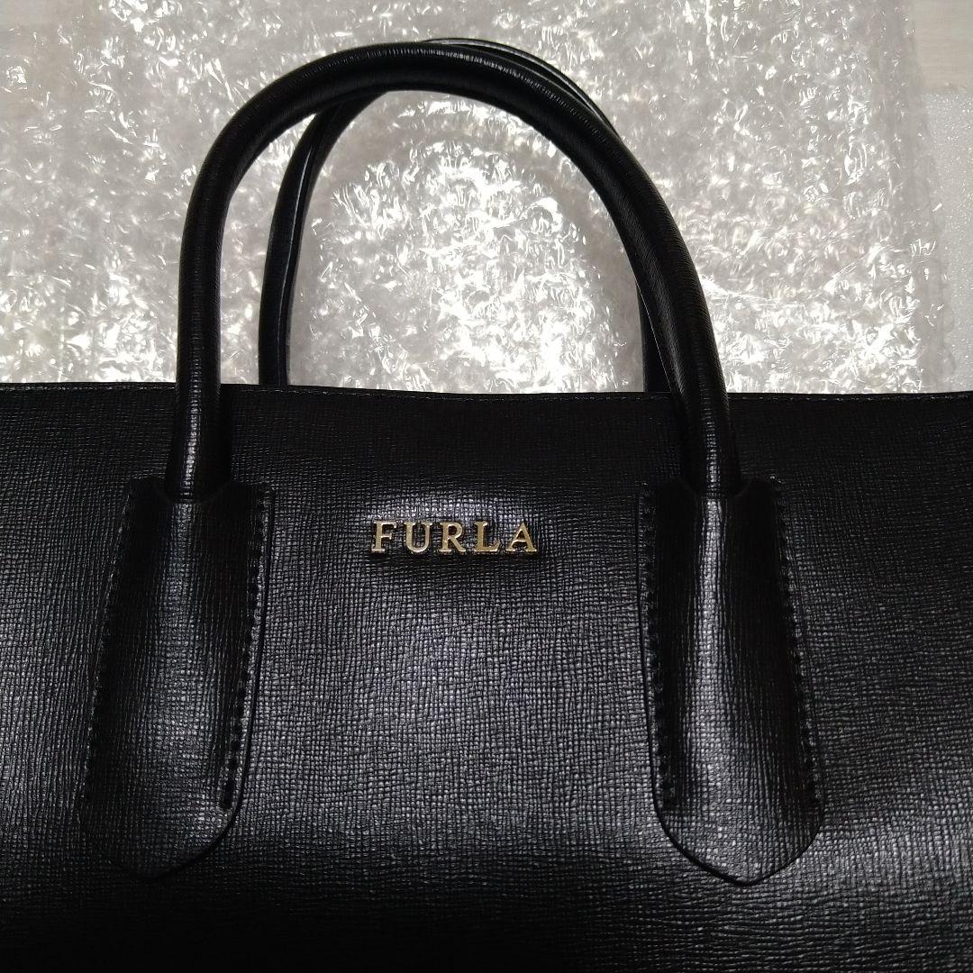 【美品】FURLA　フルラ　テッサ