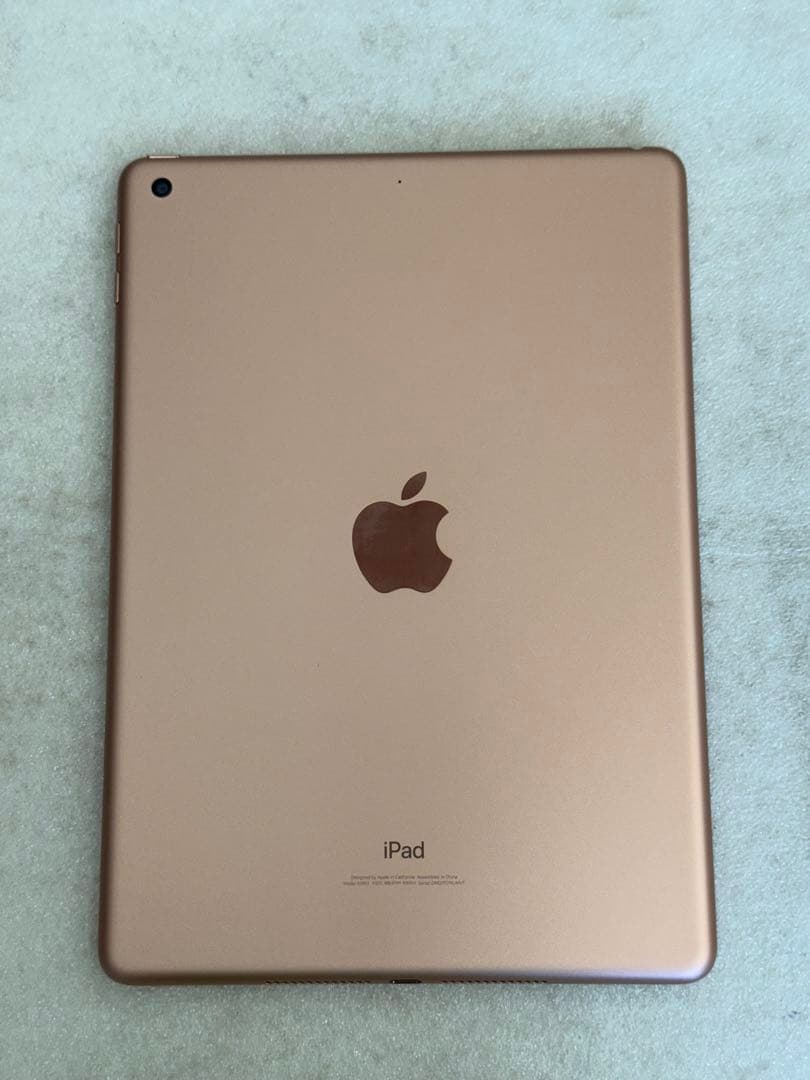 Apple iPad 9.7インチ 第6世代 128GB Wi-Fi ゴールド
