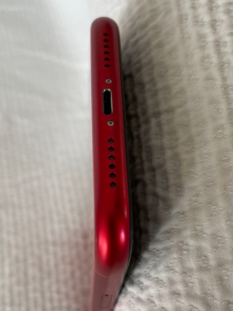 iPhone XR 64GB 82％ RED 本体　美品