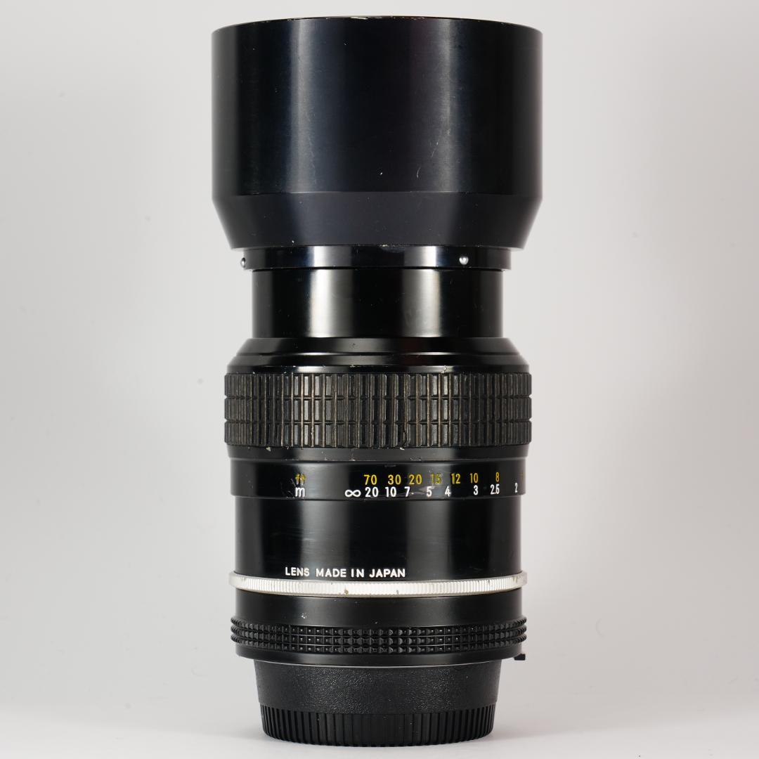 自然な光をそのまま Nikon Ai Nikkor 105mm F2.5