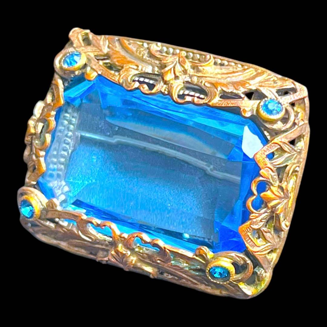 アール・デコアクセサリー☆ブルーウランガラス☆ボタニカルレクタングルブローチ